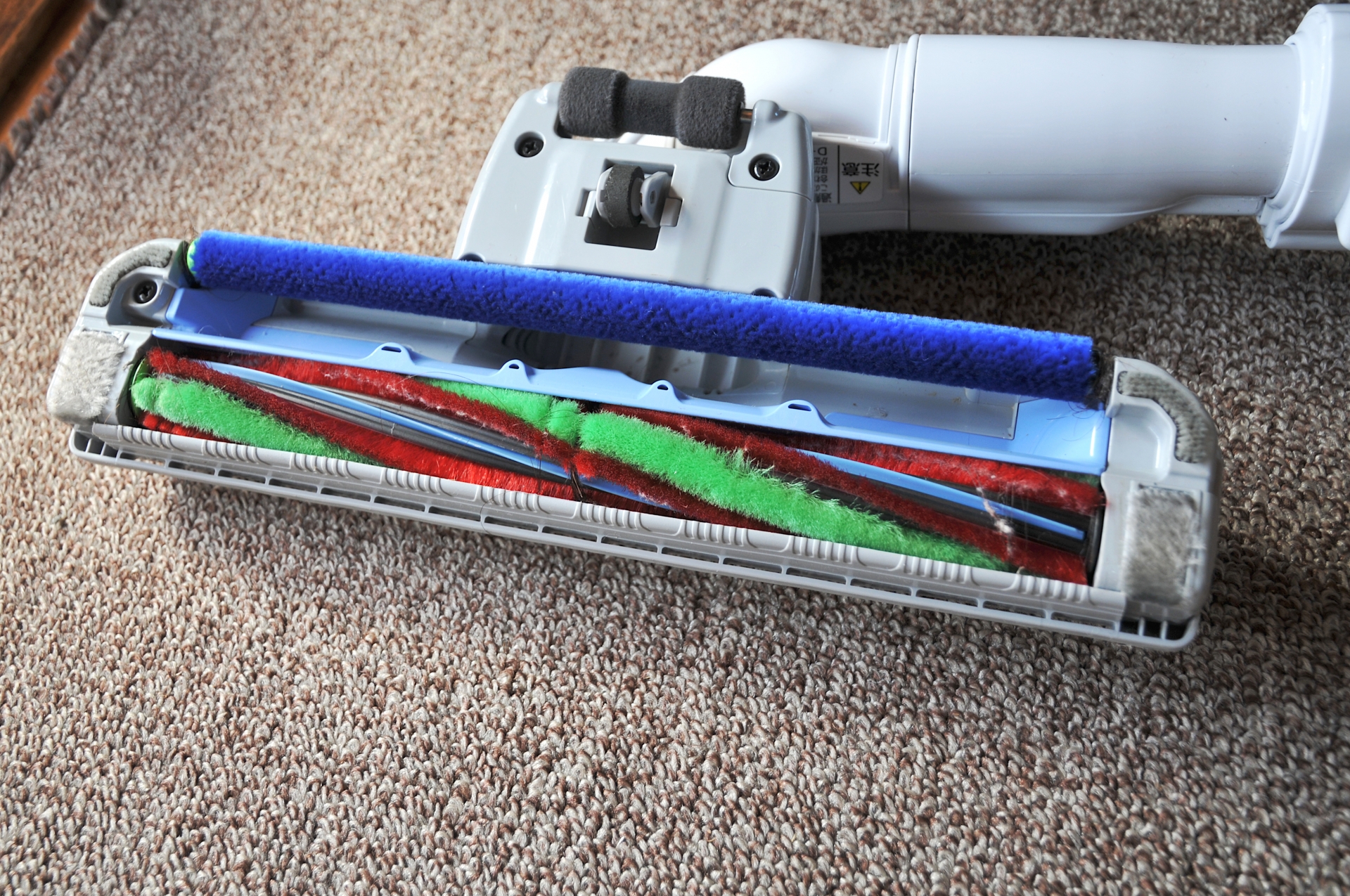 オフィスの清掃道具(器具・機器)は購入すべき?レンタルすべき?それぞれのメリットと注意点を解説