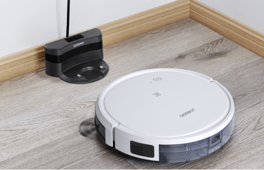 DEEBOT505が充電ステーションに帰っていく様子