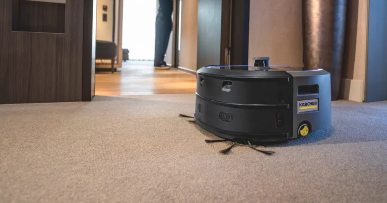 清掃ロボットは補助金で導入できる？対象機種「KIRA CV 50」と導入事例