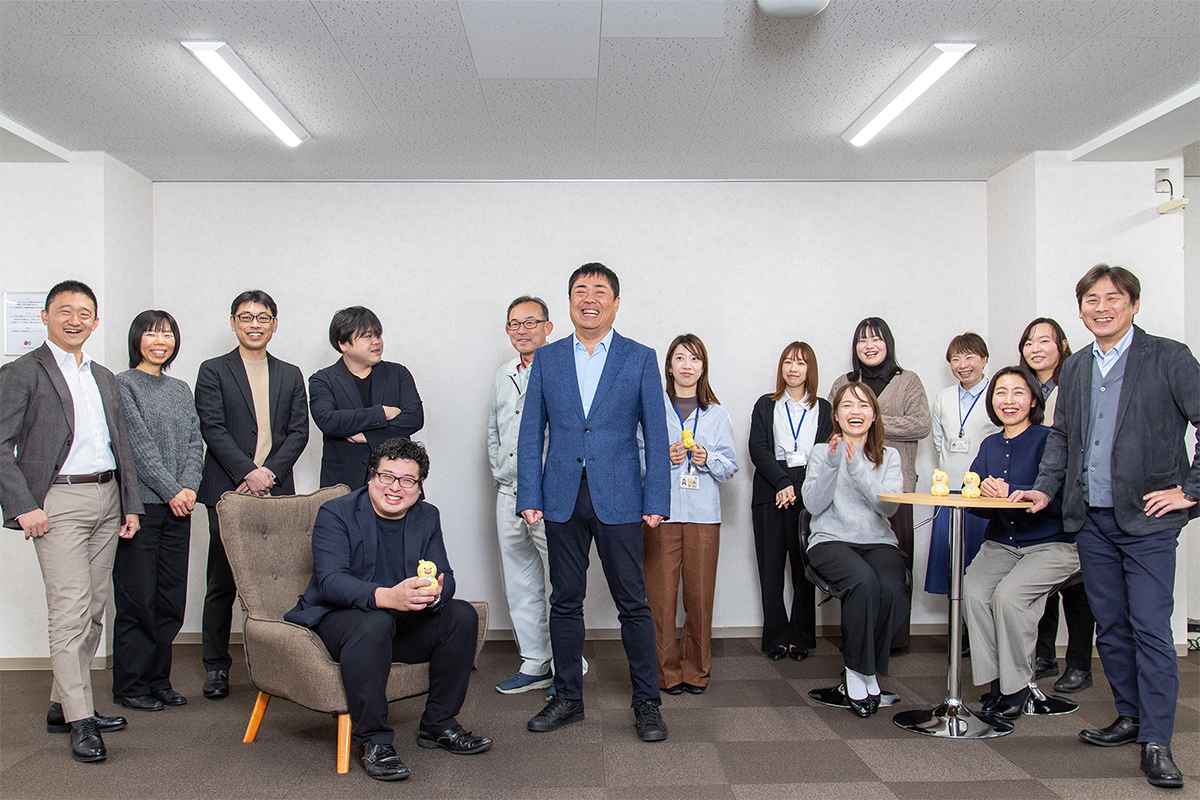 リ・プロダクツのメンバー集合写真