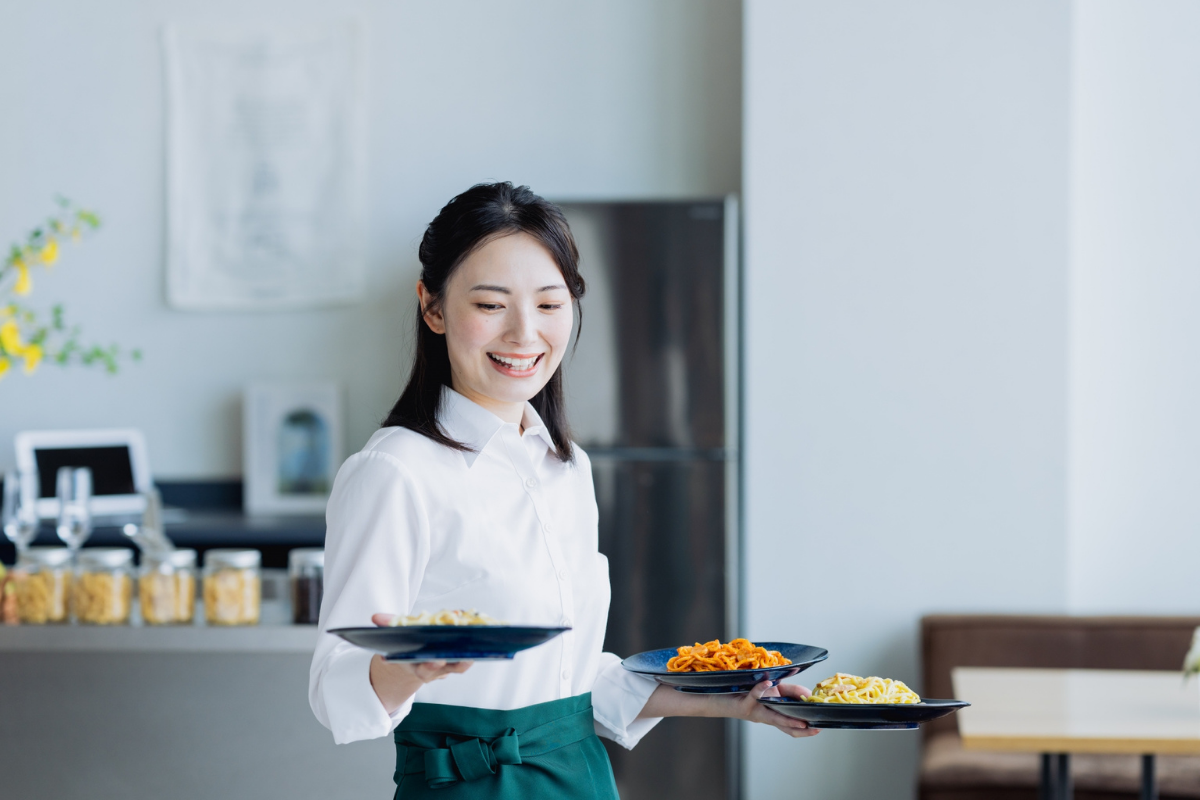 人手不足の飲食店で”清潔”を守るには？QSC向上に効くロボット清掃という選択肢